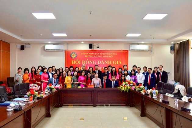 Đánh giá đề án thạc sĩ cho các học viên lớp Cao học Quản lý giáo dục K16A (Đợt 1)